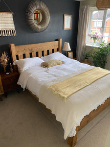 Rustic Wooden Bed - York , Medium Oak finish - KINGSIZE