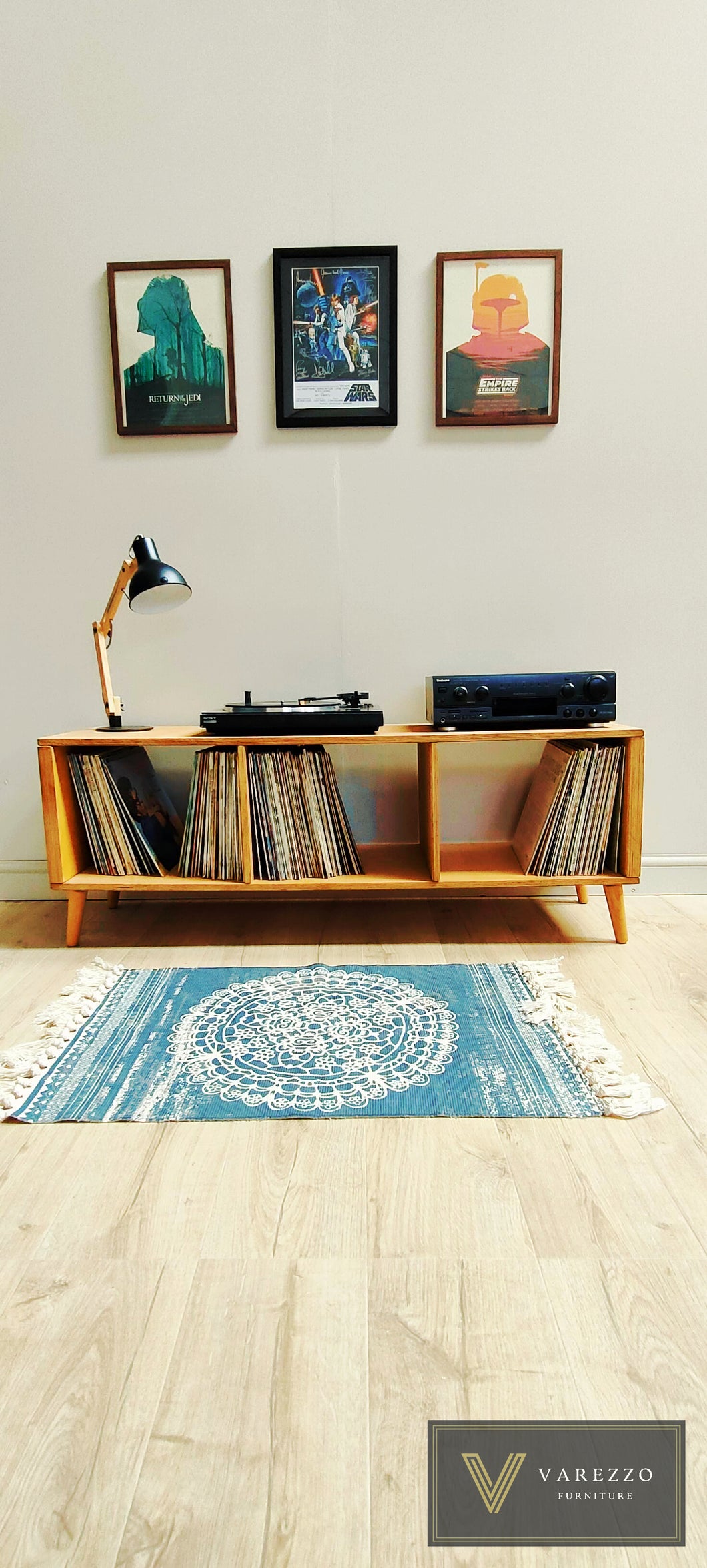 Varezzo Bergamo 120cm with wooden legs | Record Player Stand | Vinyl Record Storage | Turntable Stand
